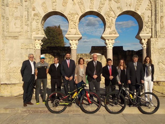Autoridades presentan la octava Andalucía Bike Race