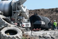 Dos heridos, uno grave, tras una deflagración en una planta de hormigón de Guillena (Sevilla)