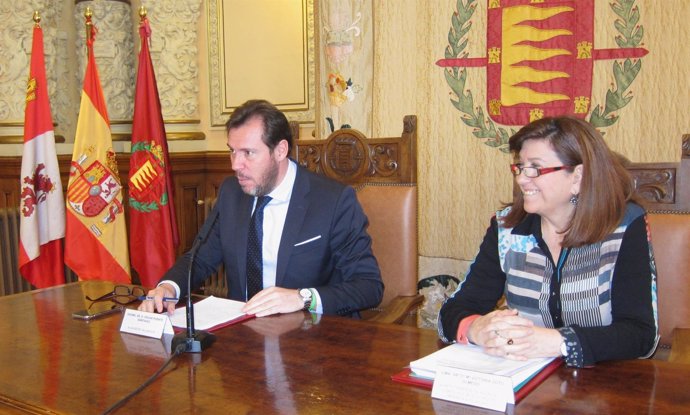 El alcalde de Valladolid y la concejala de Educación