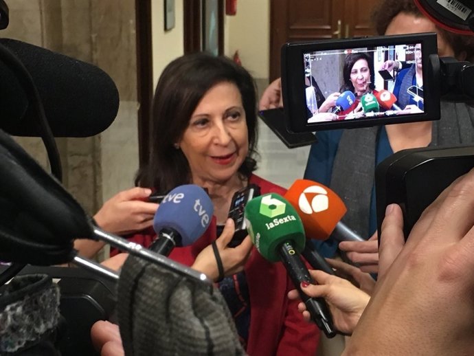 Margarita Robles, fent declaracions 