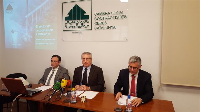 En el centro, Joaquim Llansó