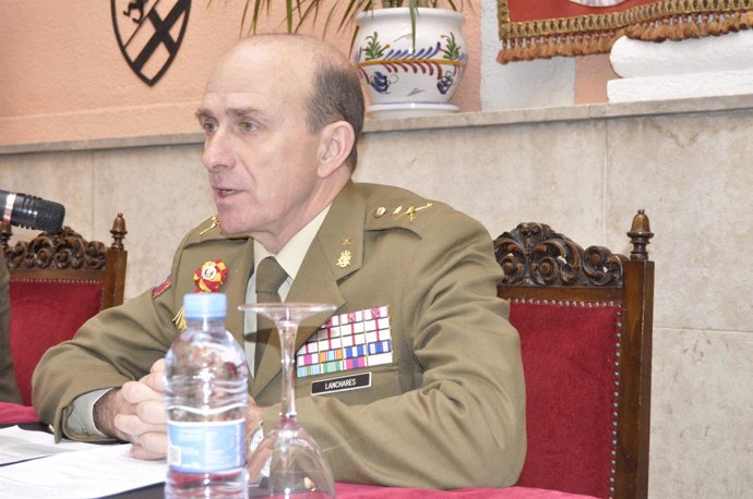 El general director de la Academia General Militar de Zaragoza, Luis Lanchares