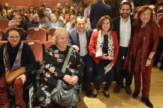 Jose Luis Ruiz Espejo y Maria Jose Sanchez sobre las nuevas leyes sociales 