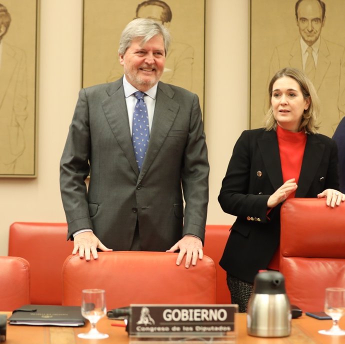Iñigo Méndez de Vigo comparece en la Comisión de Cultura del Congreso