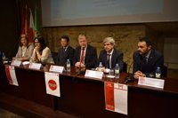 León apuesta por potenciar los lazos con Japón