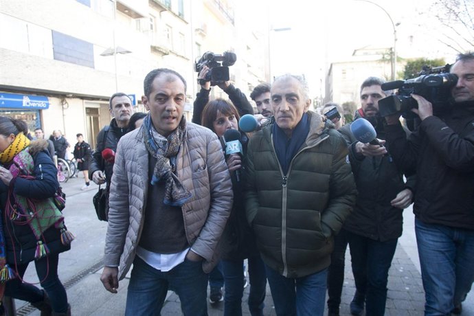 Julio Araújo, a la derecha, investigado por la desaparición de Sonia Iglesias