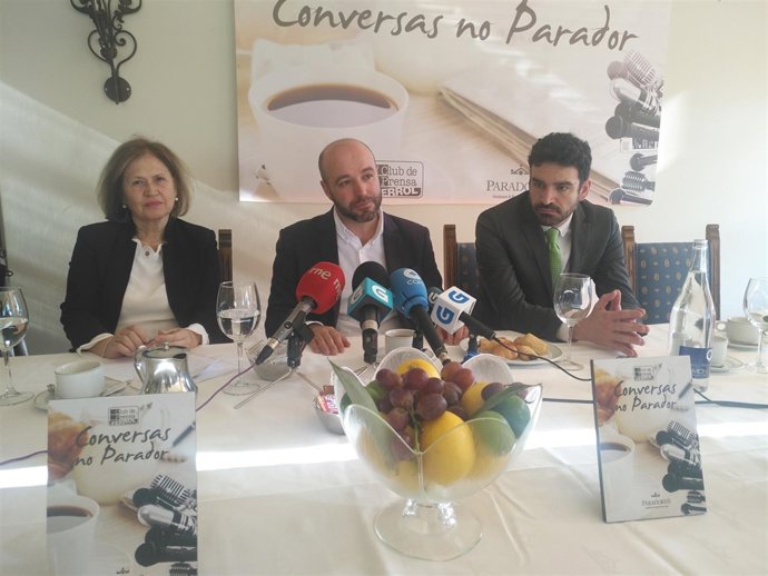 El portavoz de En Marea, Luís Villares, en un acto en Ferrol