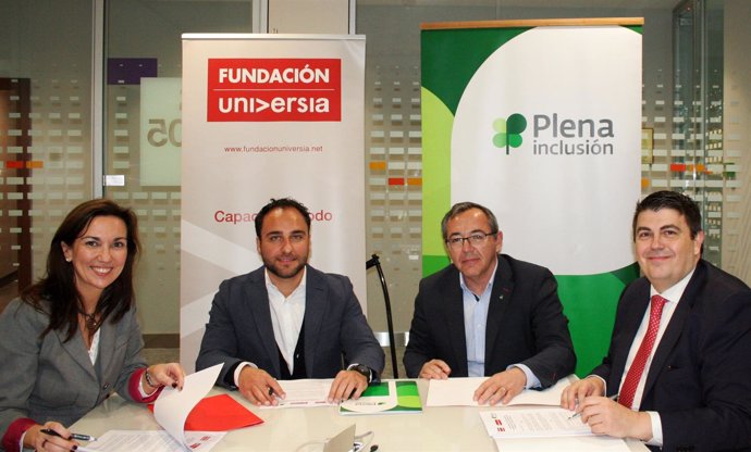 Acuerdo Plena Inclusión, Banco Santander y Fundación Universia