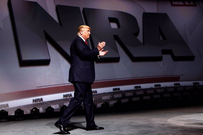 Donald Trump en un acto de la Asociación Nacional del Rifle (NRA)