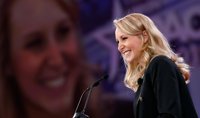 La más joven de los Le Pen regresa a la política siguiendo el ejemplo de Trump: "Francia primero"