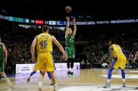 Unicaja da un golpe de autoridad ante Maccabi y tiene a dos el 'playoff'