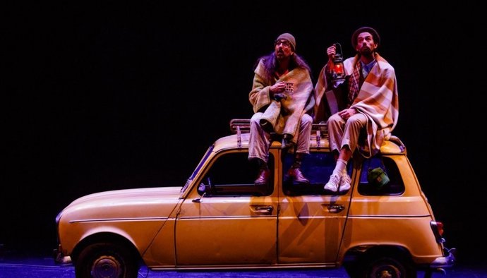 Espectaculo teatro kaput de Ganso y CIA