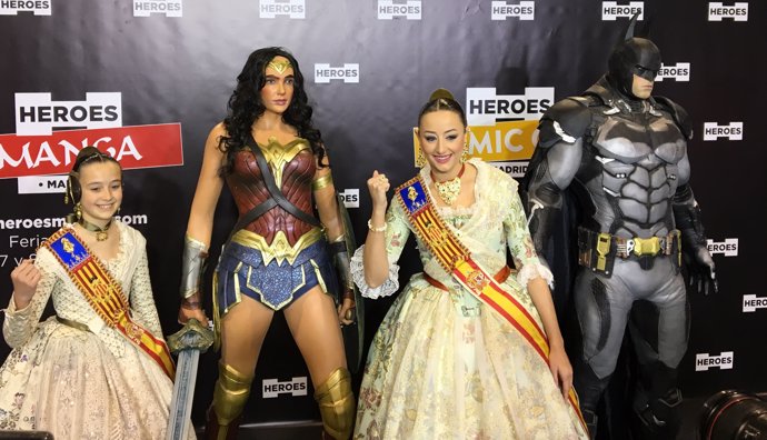 Les falleres majors visiten la Heroes Comic Con València