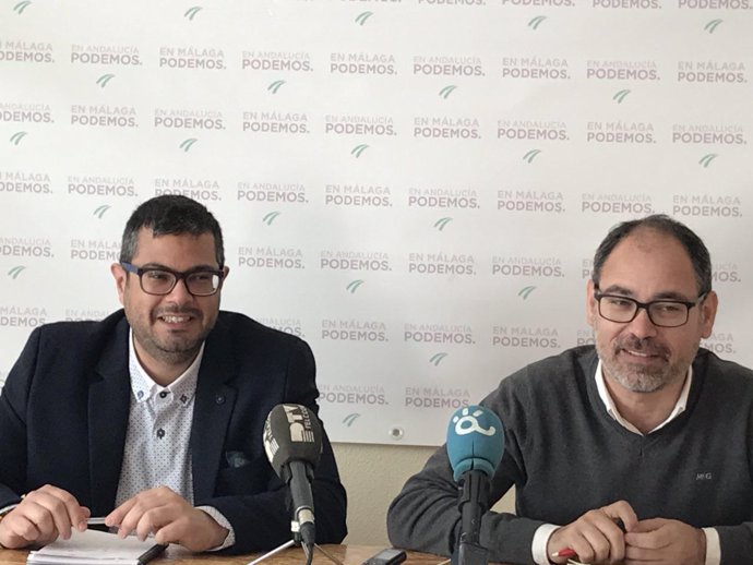 Juan Antonio Gil portavoz Podemos parlamentario Salud y Alberto Montero 
