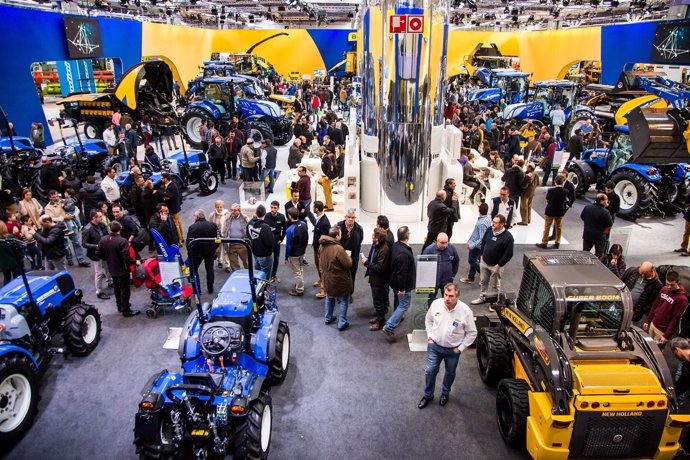 El modelo New Holland T7.225 AC gana el premio 'Tractor de España 2018'.