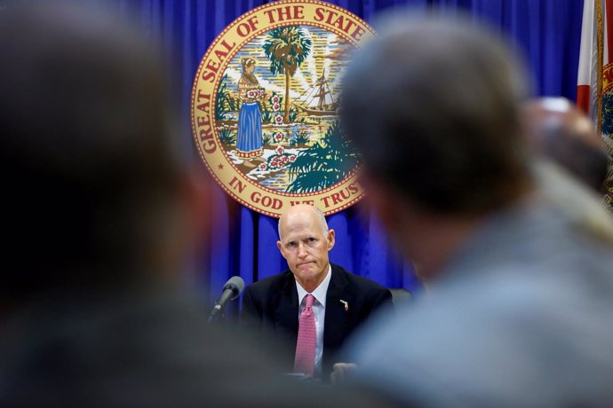 El gobernador del estado de Florida, el republicano Rick Scott.