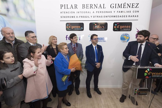 El presidente de la CARM, López Miras, inaugura el centro 'Pilar Bernal' 