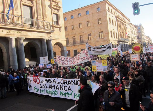 Salamanca.- Cabecera de la manifestación en Salamanca                        
