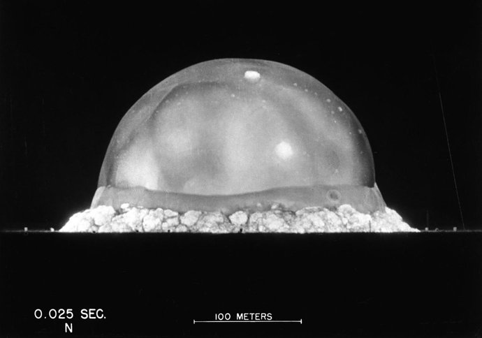 Prueba Trinity, primera de una bomba atómica