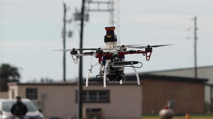Dron