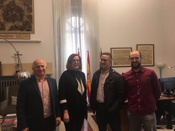 Palencia.- Reunión entre la Institución provincial y el Ayuntamiento de Velilla