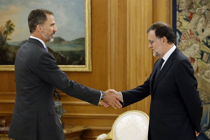 El rei Felipe VI rep a Mariano Rajoy