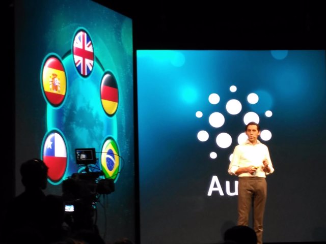 Telefónica lanza 'Aura', su asitente digital con IA