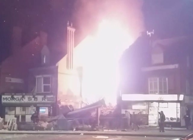 Explosión en un edificio de dos plantas en Leicester, Reino Unido