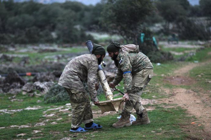 Milicianos del Ejército Libre Sirio, respaldados por Turquía, en Afrin