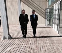 Bendodo agradece a De la Torre que vuelva a optar a la Alcaldía: "es un gran día, tenemos al mejor candidato posible"