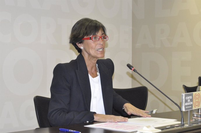 La diputada del PP en las Cortes de Aragón, María José Ferrando