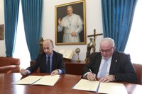 La UCAM y Farmaforum se unen para ofrecer una formación más cualificada en la industria farmacéutica