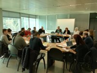 La Mesa de Educación aborda el borrador de oposiciones docentes de 2018, con el que quieren "una convocatoria más justa"