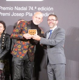 Alejandro Palomas, ganador del 74 Premio Nadal