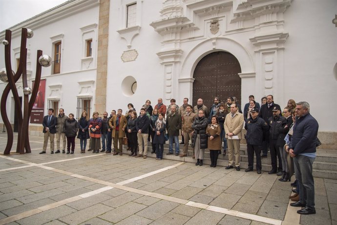 Asamblea De Extremadura. La Asamblea De Extremadura Premiada En La Iii Edición D