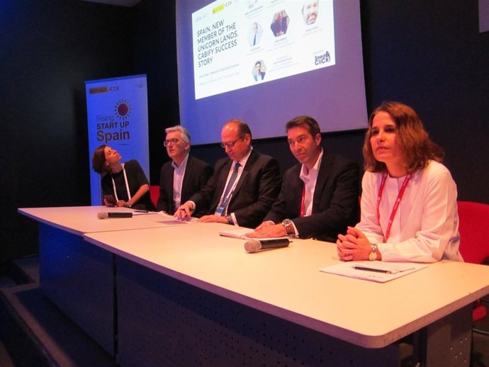 María Jesús Fernández (Icex) y José Herrera (Aeban), 