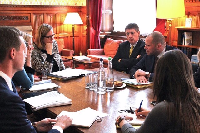 Encuentro entre los Ejecutivos británico y belga en Londres