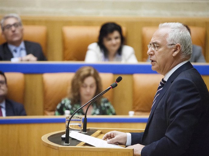 El presidente del Gobierno, José Ignacio Ceniceros, en el Parlamento 
