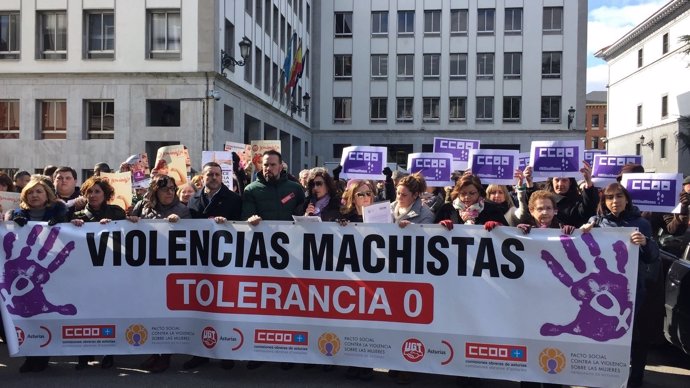 Concentración violencia machista ugt y ccoo