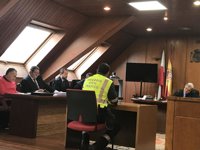 Se niega a declarar propietaria de empresa y mujer del guardia civil acusado de favorecerla