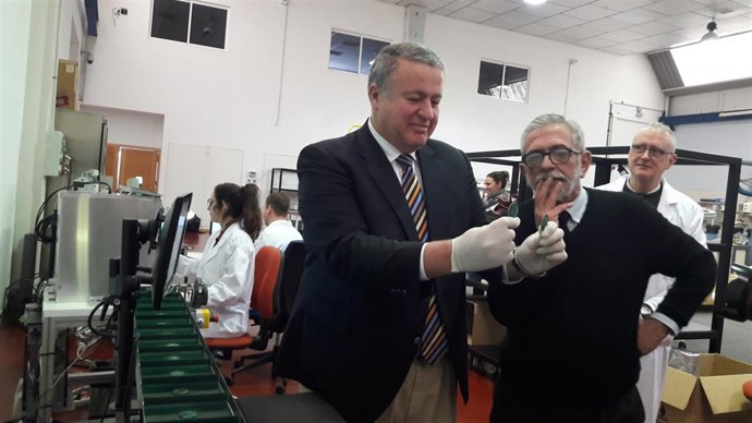 Bernabé y Negueruela, durante la visita a Arqua