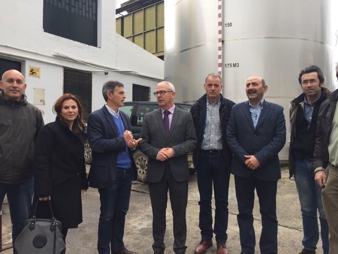 El delegado de la Junta en Cádiz, Juan Luis Belizón, en Algodonales