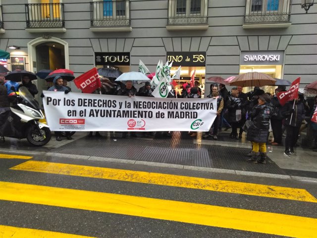 Concentración de trabajadores del Ayuntamiento de Madrid