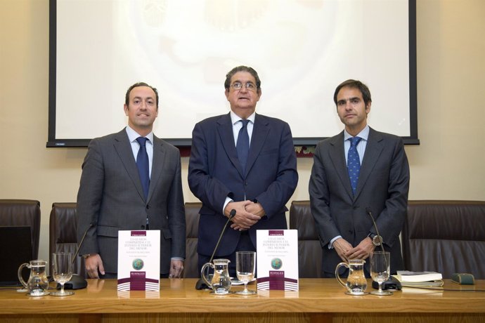 José Joaquín Gallardo presenta la mesa redonda sobre guada compartida