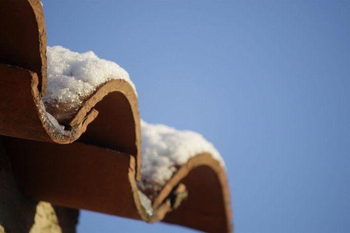 Nieve, frío, hielo, invierno, nevada, tejado