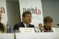 Catalá dice que el Gobierno impugnará toda resolución contraria a la ley y estará atento al pleno del Parlament