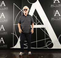 Raphael y Almodóvar serán nombrados Hijos Adoptivos de Madrid