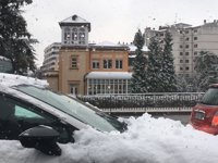 El 23,21% de los centros escolares asturianos cierran por la nieve y en otro 58,9% se registran incidencias