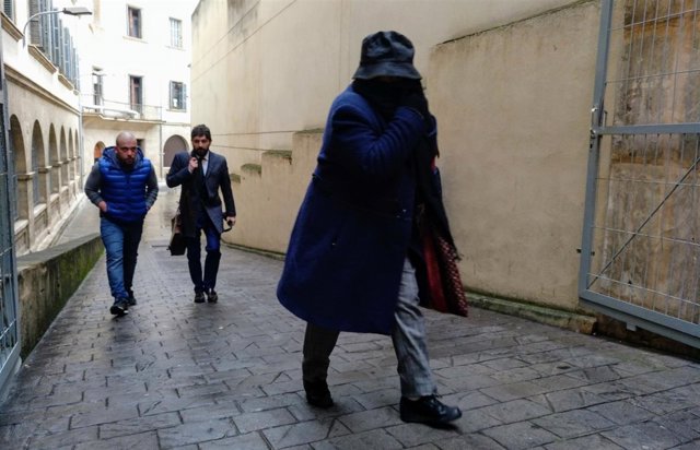 La Tía De Álvaro Gijón