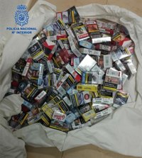 Detienen a un hombre por robar un coche y en un estanco en la Playa de Palma